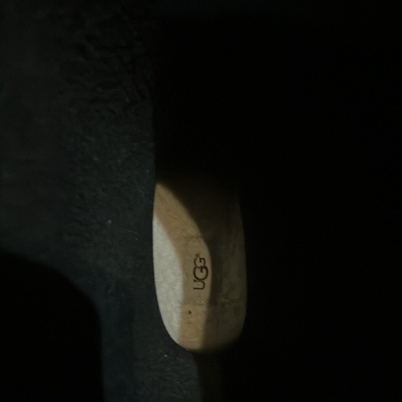 Gently Worn - Women’s Ugg Rain Boots - Picture 3 of 5